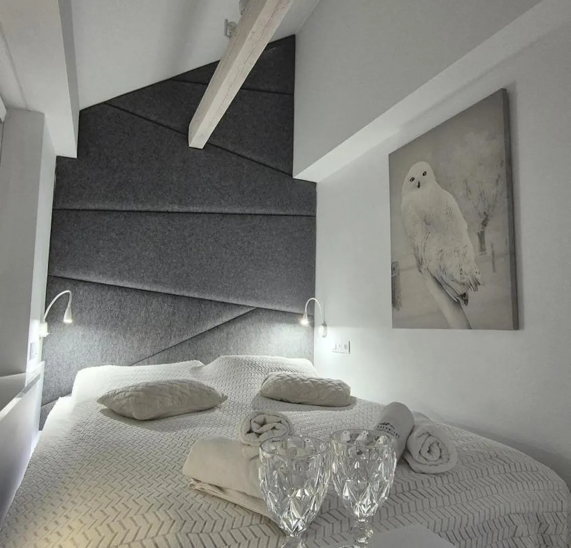 Daire Apartament White R Parking W Cenie!!! Karpacz